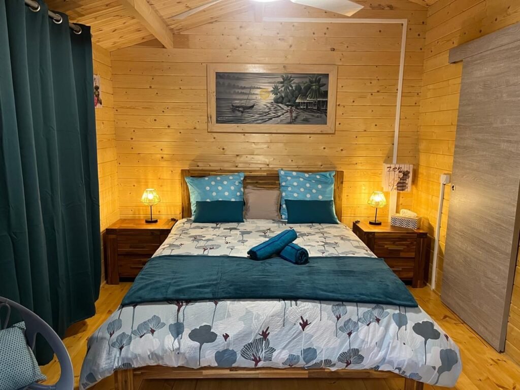 Lit King Size Chalets de Marie